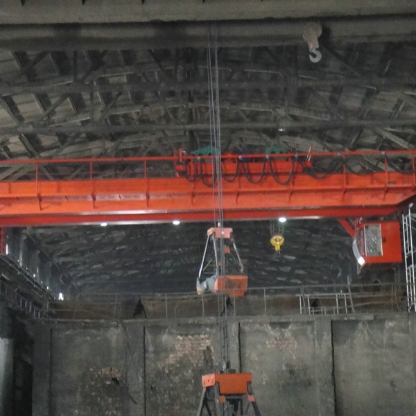 ú������ץ�����ؙC grab crane dedicated for coal cinder handing