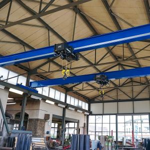 �ۿ������S�ͼ��b����\�����O��  lifting equipents for port,shipyard,container ha ...