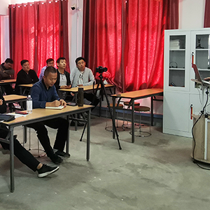 10��20��ɽ�|���x���ؙCе���޹�˾�e�k���p���Tʽ��ץ�����ؙC������Ӗ�n��